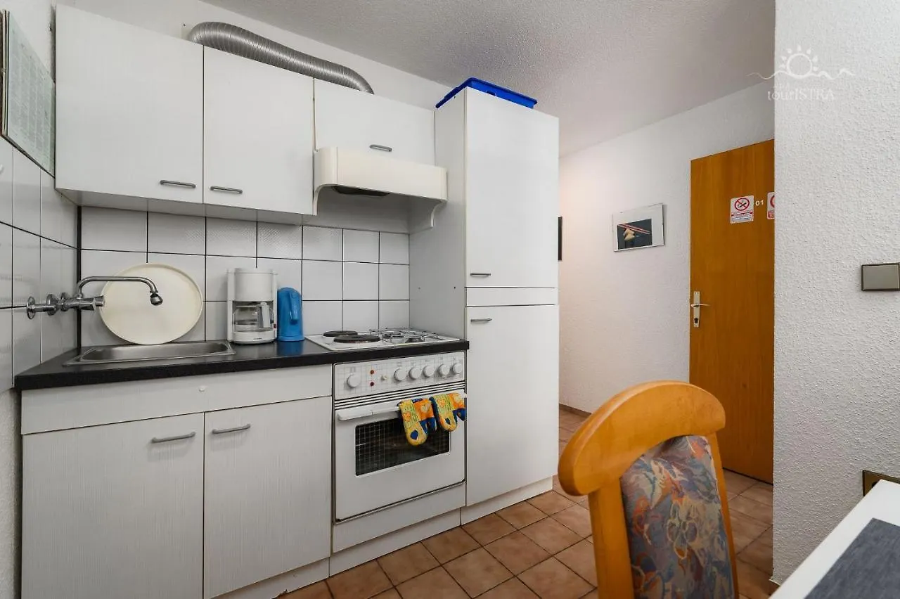 אומאג Studio Apartment Lili 1 קרואטיה